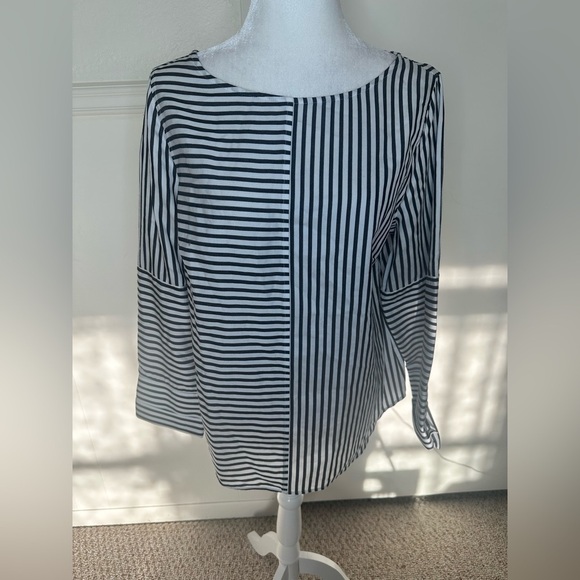 Tops - Chicos Size 1 No Iron Pullover Mixed Multi Stripe size S